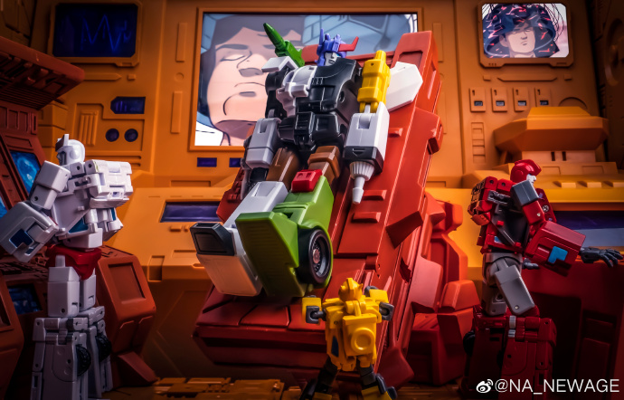 New Age H54 Frankenstein (Legends Autobot X) Build-A-Figure